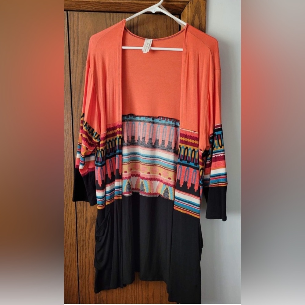 NWOT Now N Forever Coral Patterned Cardigan